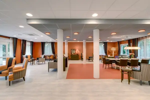 Photo de Residence Les Chenes Rouges - Maison de retraite / EHPAD