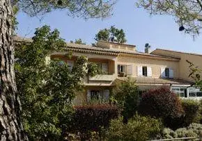 Photo de Ehpad - La Résidence du Golf - Maison de retraite / EHPAD