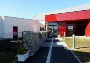 Photo de Ehpad Le Village - Maison de retraite / EHPAD