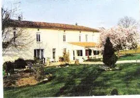 Photo de Ehpad La Touche - Maison de retraite / EHPAD