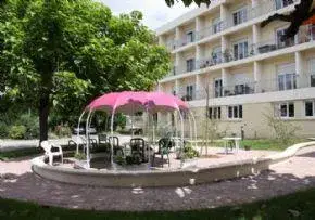 Photo de Maison De Retraite Clairval - Maison de retraite / EHPAD