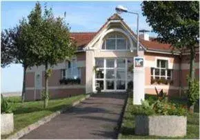Photo de Ehpad Hopital Chateau Salins - Maison de retraite / EHPAD