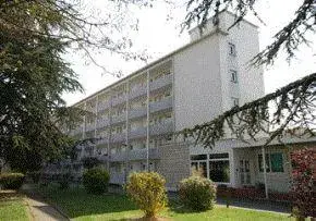 Photo de Residence Charles Arnould - Résidence Services Seniors