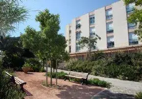 Photo de Residence Les Genets - Résidence Services Seniors