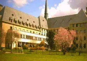 Photo de Maison St Cyr - Maison de retraite / EHPAD