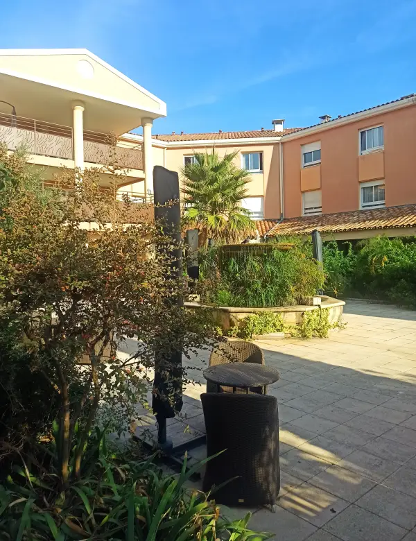 Photo de Logements Meslay - Résidence Services Seniors