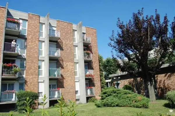 Photo de Résidence Gaston-Monmousseau - Résidence Services Seniors