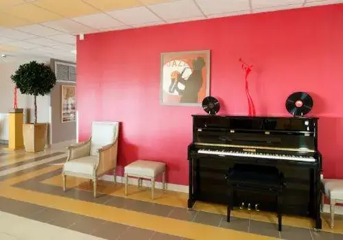 Photo de Korian Les Tamaris - Maison de retraite / EHPAD