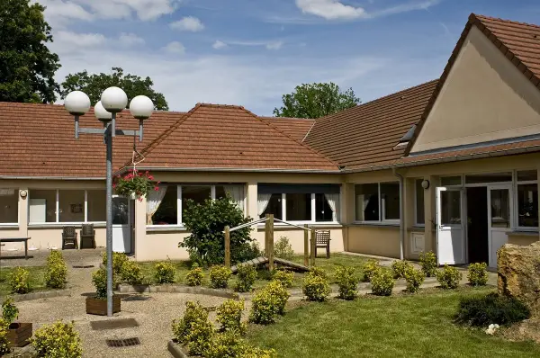 Photo de Korian Les Roses - Maison de retraite / EHPAD