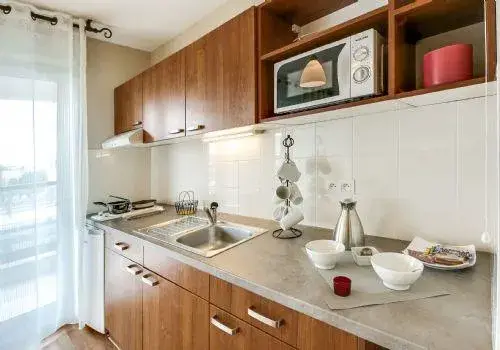 Photo de La Girandière Chalon sur Saône - Résidence Services Seniors