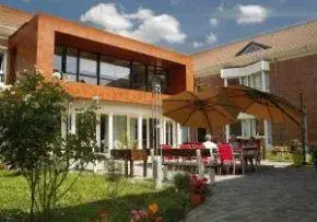 Photo de Residence La Fleur De L'Age - Maison de retraite / EHPAD