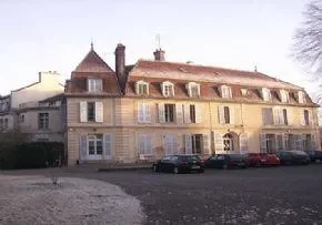 Residence De L'Aubetin - Maison de retraite / EHPAD à Amillis