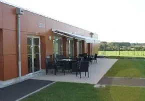 Residence St Thibault - Maison de retraite / EHPAD à Fleuré