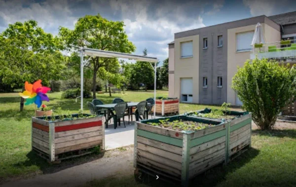 Ehpad Les Jardins D'Iroise - Maison de retraite / EHPAD à Saint-Laurent-Nouan