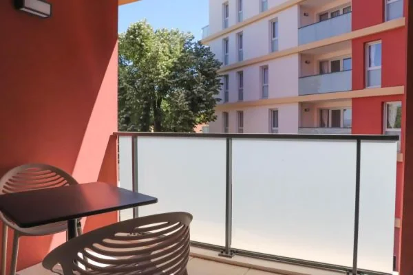 Résidence Domitys La Majolique - Résidence Services Seniors à Béziers