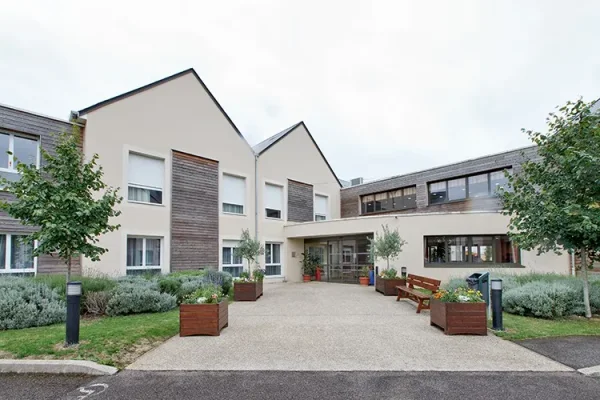Residence Les Patureaux - Maison de retraite / EHPAD à Courtenay