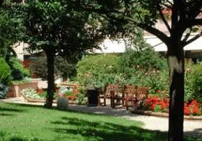 Résidence Les Hespérides Lyon Croix Rousse - Résidence Services Seniors à Lyon