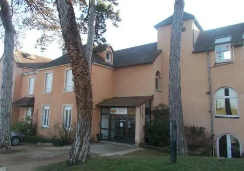 Résidence L'Automne des Vignes - Résidence Services Seniors à Bonnay