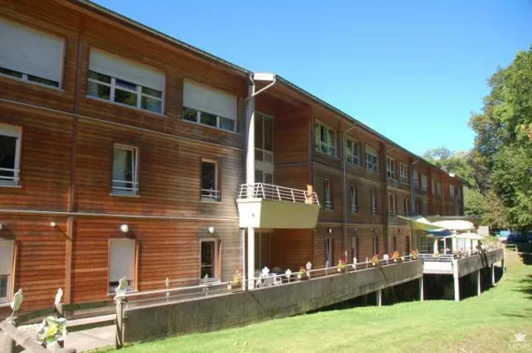 Maison De Retraite Anne Et Jean Marie Compas - Maison de retraite / EHPAD à Dinozé