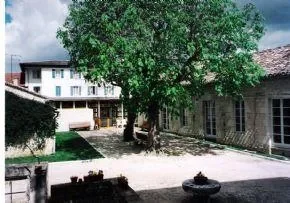 Ehpad Saint Luc - Maison de retraite / EHPAD à Castelnau-Montratier