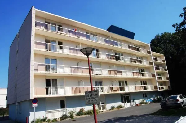 Résidence les Sources - Résidence Services Seniors à Bolbec