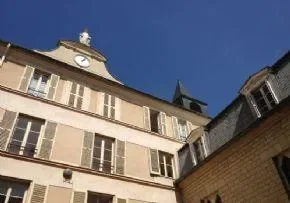 Maison De Retraite Les Dames Augustines - Maison de retraite / EHPAD à Saint-Germain-en-Laye