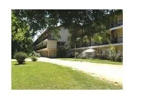 Foyer Logement Du Foulon - Résidence Services Seniors à Monsempron-Libos