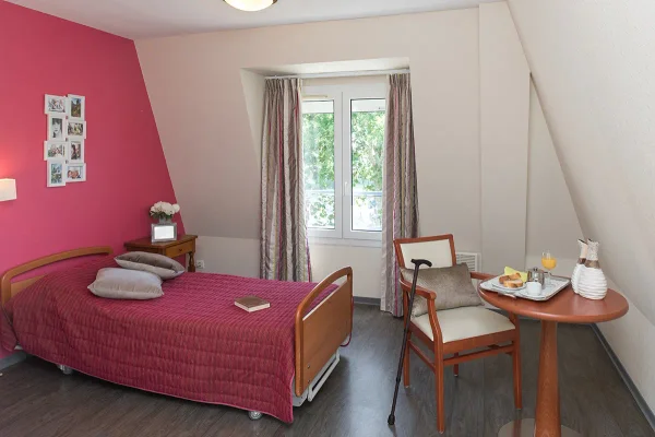 Ehpad Entre Deux Mers - Maison de retraite / EHPAD à Sauveterre-de-Guyenne