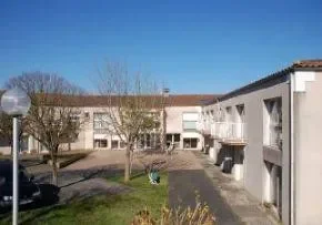 Maison De Retraite Les Rives De Sevre - Maison de retraite / EHPAD à La Crèche