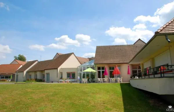 La Residence Du Bourg - Maison de retraite / EHPAD à Yvoy-le-Marron