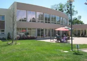 Maison De Retraite Le Clos Des Cedres - Maison de retraite / EHPAD à Pont-l'Évêque