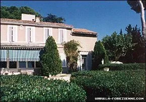 Maison De Retraite La Forezienne - Maison de retraite / EHPAD à Marseille