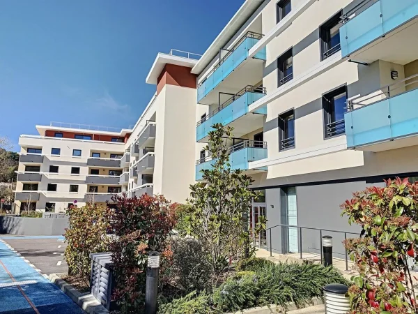 Villa Sully Le Cannet - Résidence Services Seniors à Le Cannet