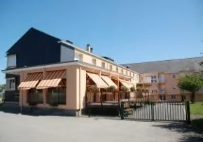 Ehpad La Perelle - Maison de retraite / EHPAD à Landivy