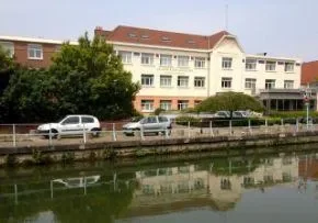Ehpad Le Jardin Des Augustins - Maison de retraite / EHPAD à Douai