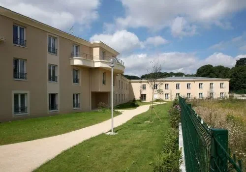 PARENTELES VILLE DU BOIS - Maison de retraite / EHPAD à La Ville-du-Bois