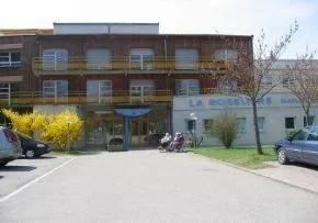 Maison De Retraite La Roseliere - Maison de retraite / EHPAD à Schweighouse-sur-Moder