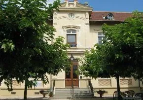 Maison De Retraite Chartreuse - Maison de retraite / EHPAD à Le Grand-Lemps