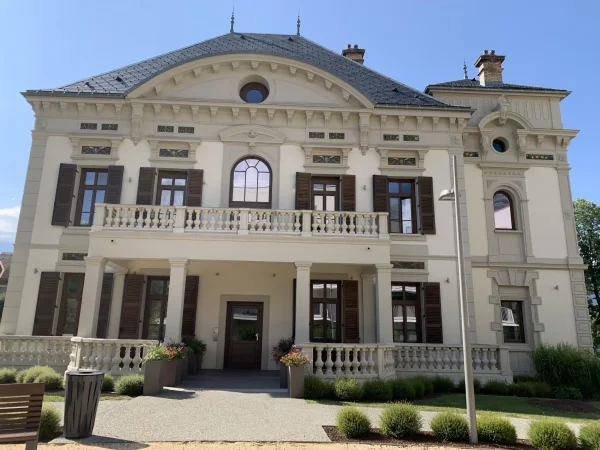 Résidence Domitys Le Parc de Jade - Résidence Services Seniors à Albertville