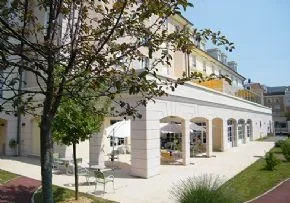 Ehpad Les 4 Saisons - Maison de retraite / EHPAD à Le Plessis-Robinson