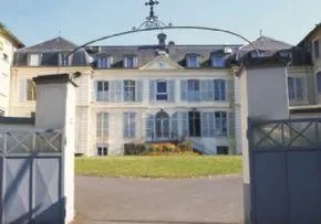 Maison De Retraite Ste Helene - Maison de retraite / EHPAD à Épinay-sous-Sénart