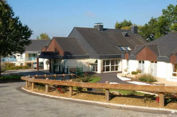 Residence Du Lac - Résidence Services Seniors à Pleugriffet