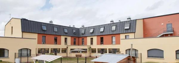 Residence Le Parc Du Chateau - Maison de retraite / EHPAD à Vendeuvre-sur-Barse