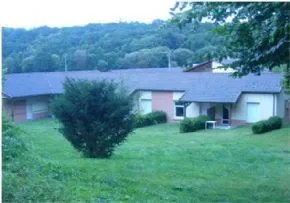 Maison De Retraite La Cle Des Champs - Maison de retraite / EHPAD à Vienne-le-Château