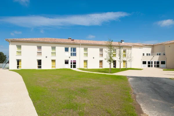 Korian Le Hameau - Maison de retraite / EHPAD à Prayssas