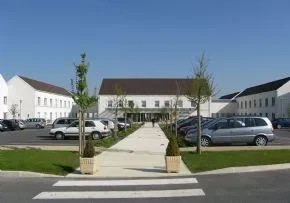 Hopital   Maison De Retraite De Montmirail - Maison de retraite / EHPAD à Montmirail