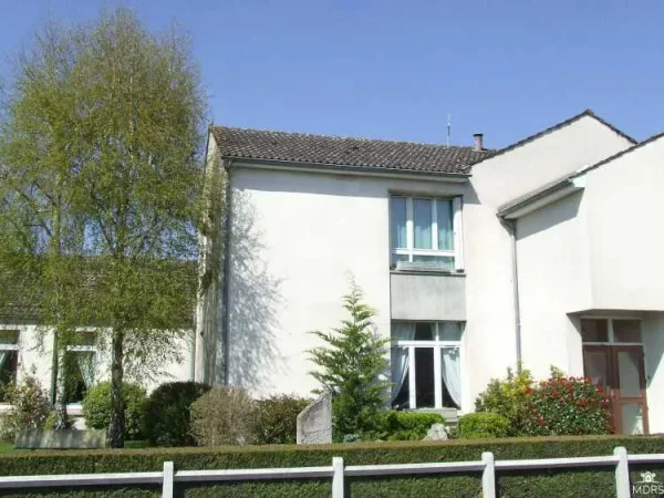 Résidence Henri Deschamps - Résidence Services Seniors à Vitry-aux-Loges