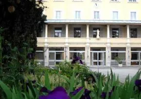 Ehpad Ste Germaine - Résidence Services Seniors à Valence