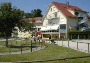 Ehpad Le Beau Manoir - Maison de retraite / EHPAD à Uzos