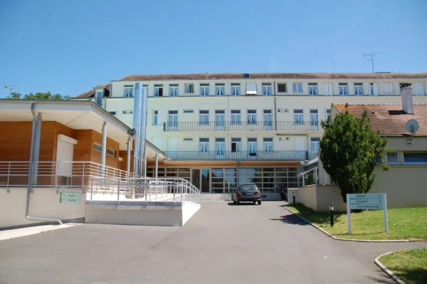 Residence Du Parc - Maison de retraite / EHPAD à Puiseaux